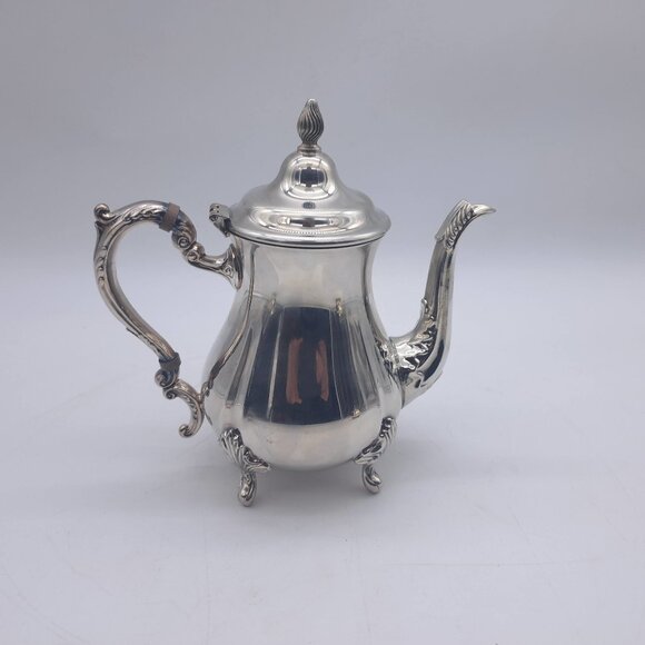 King's Plate Silver Plated Tea Set: Teapot, Creamer, Sugar Bowl & Platter - Picture 5 of 11